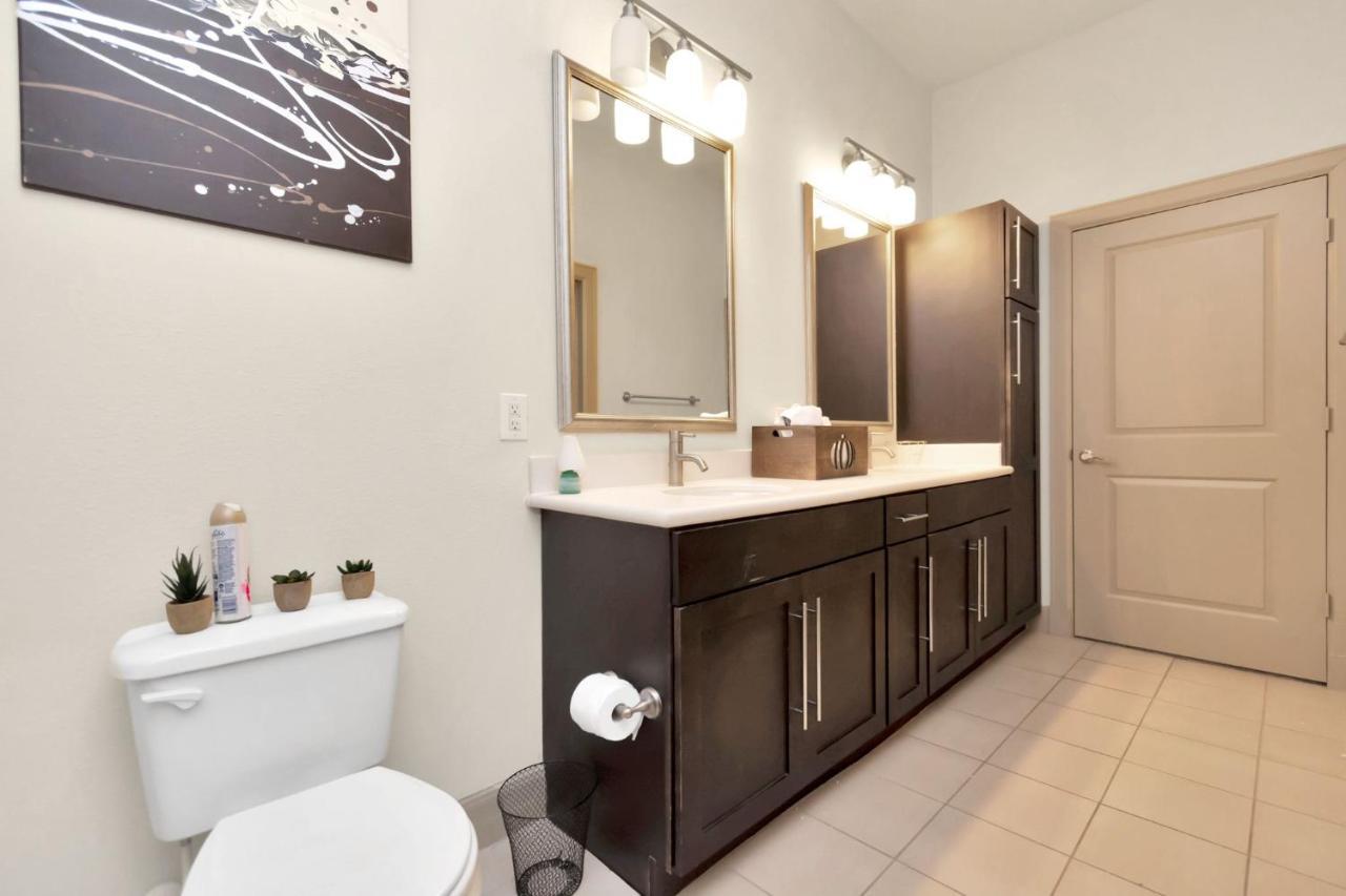 Welcome To The Suite Spot Luxury 1Bedroom Mid-Rise In Suger Land Houston Kültér fotó